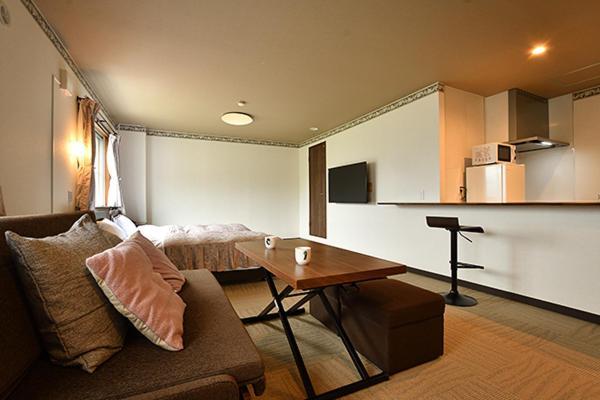 Hotel Takimoto Jamanoucsi Kültér fotó